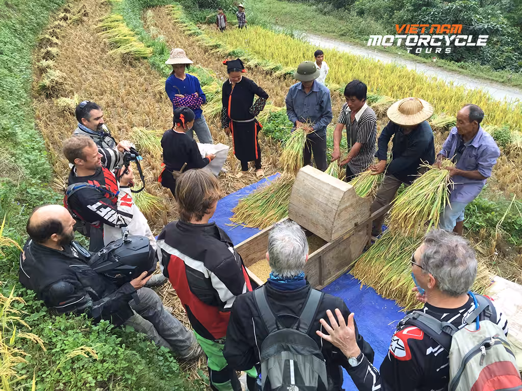 DAY 6: SAPA MOTORCYCLE TOURS TO REMOTE VILLAGES – HOMESTAY TOURS WITH THE HILLTRIBES