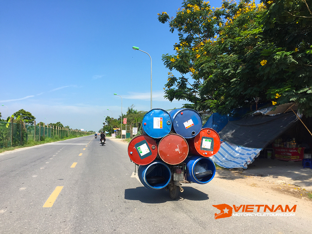 Information motorbike tours in vietnam 2 5: Experiencing motorbike tours in Vietnam for foreigners in the year 2022 - Vietnam Motorbike Tours