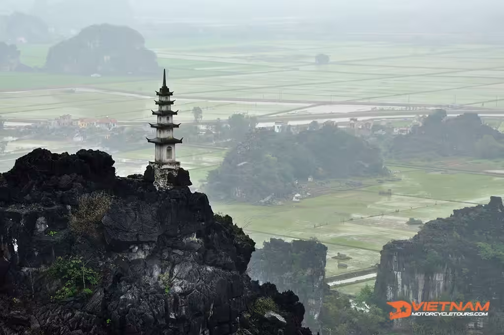 Top 5 Places Not to Be Missed When Ninh Binh Motorcycle Tours - Motorbike Tour VietnamBikers