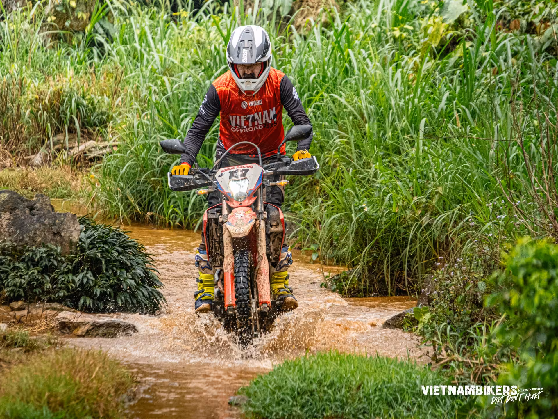 mai chau motorbike tour 2d 1n what you should never miss - Motorcycle Tour VietnamBikers