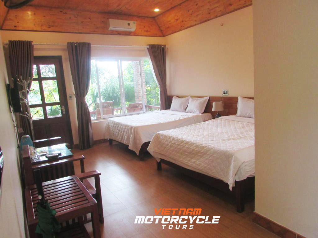 How will the Vietnam Motorcycle Tours Company serve tourists? Truong xuan resort ha giang