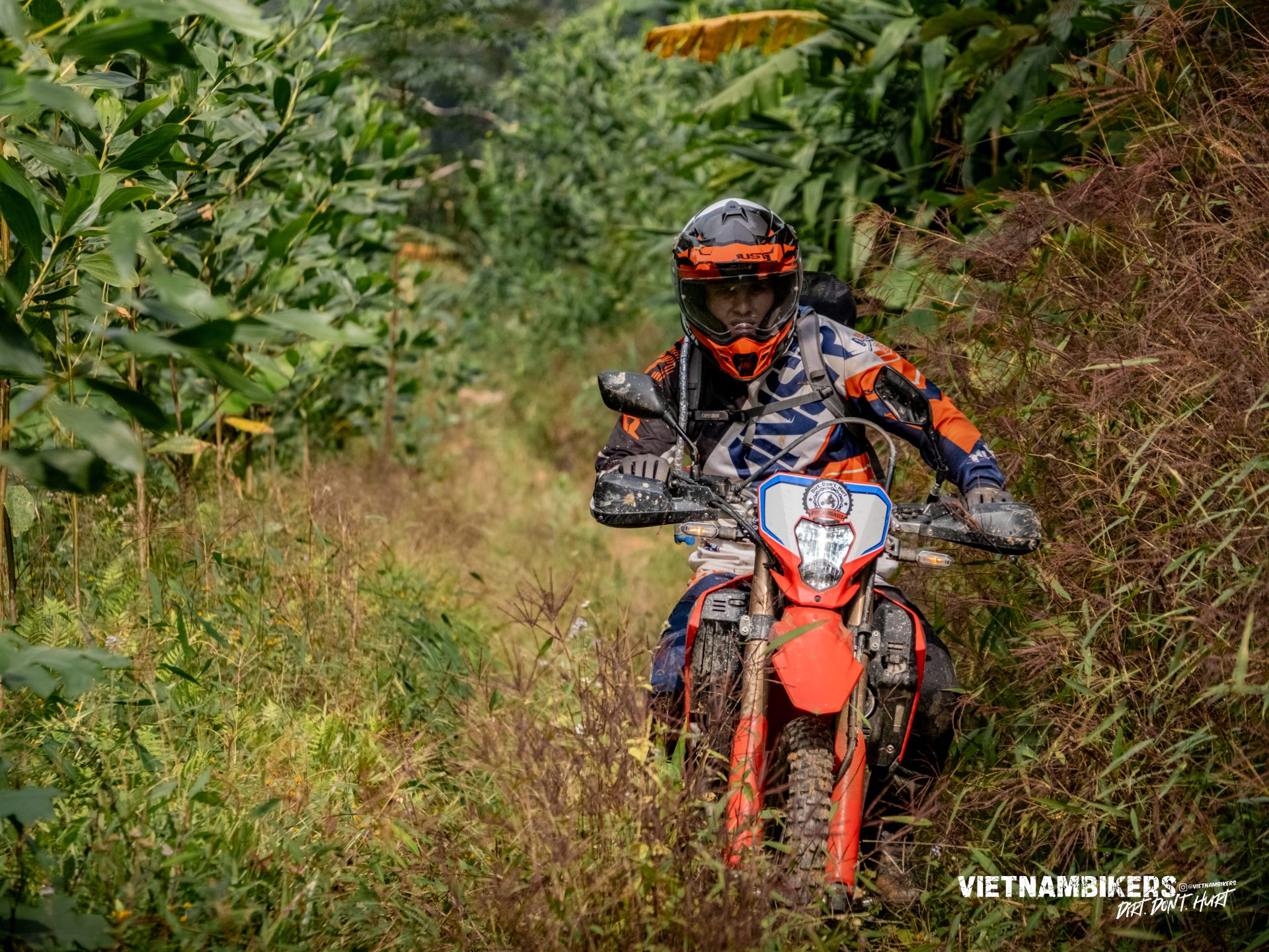 grand loop of adventure saigon dalat nha trang 8 days - Motorcycle Tour VietnamBikers