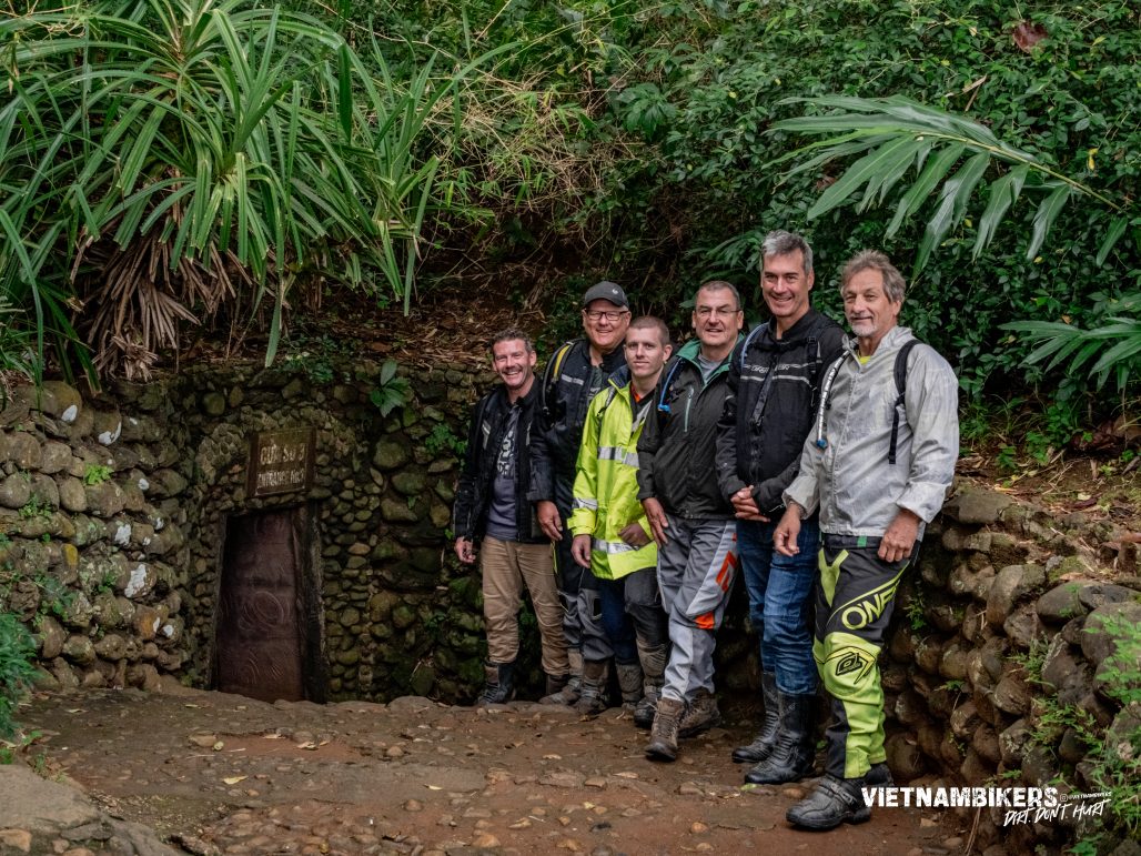 The 5th day: Visit DMZ and Vinh Moc tunnels in Hue City