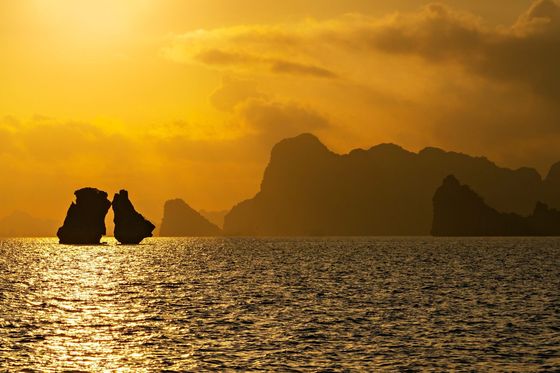 hanoi 8211 halong bay motorcycle tour 10 days exploring heavens on earth - Motorcycle Tour VietnamBikers