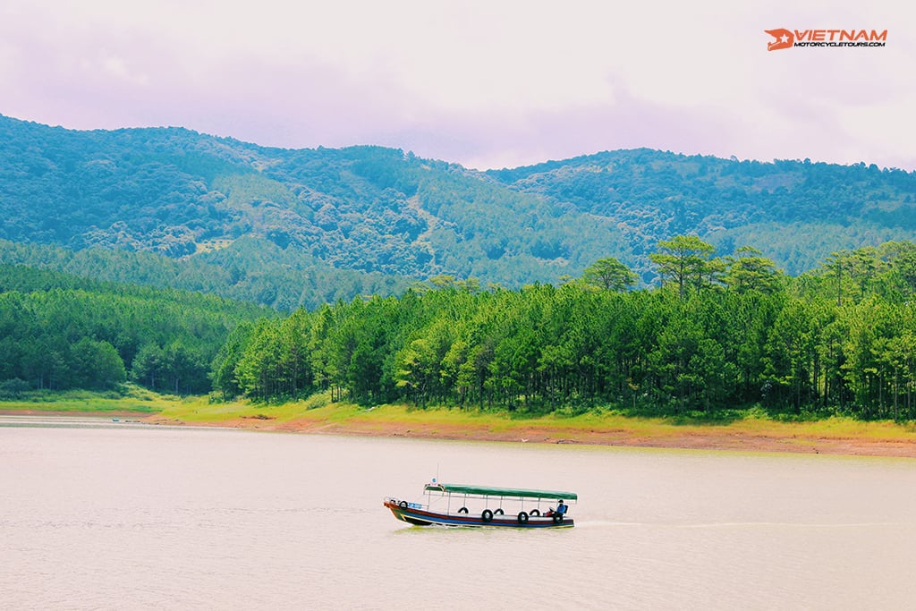 Day 5: Da Lat Motorbike Tour - Sightseeing