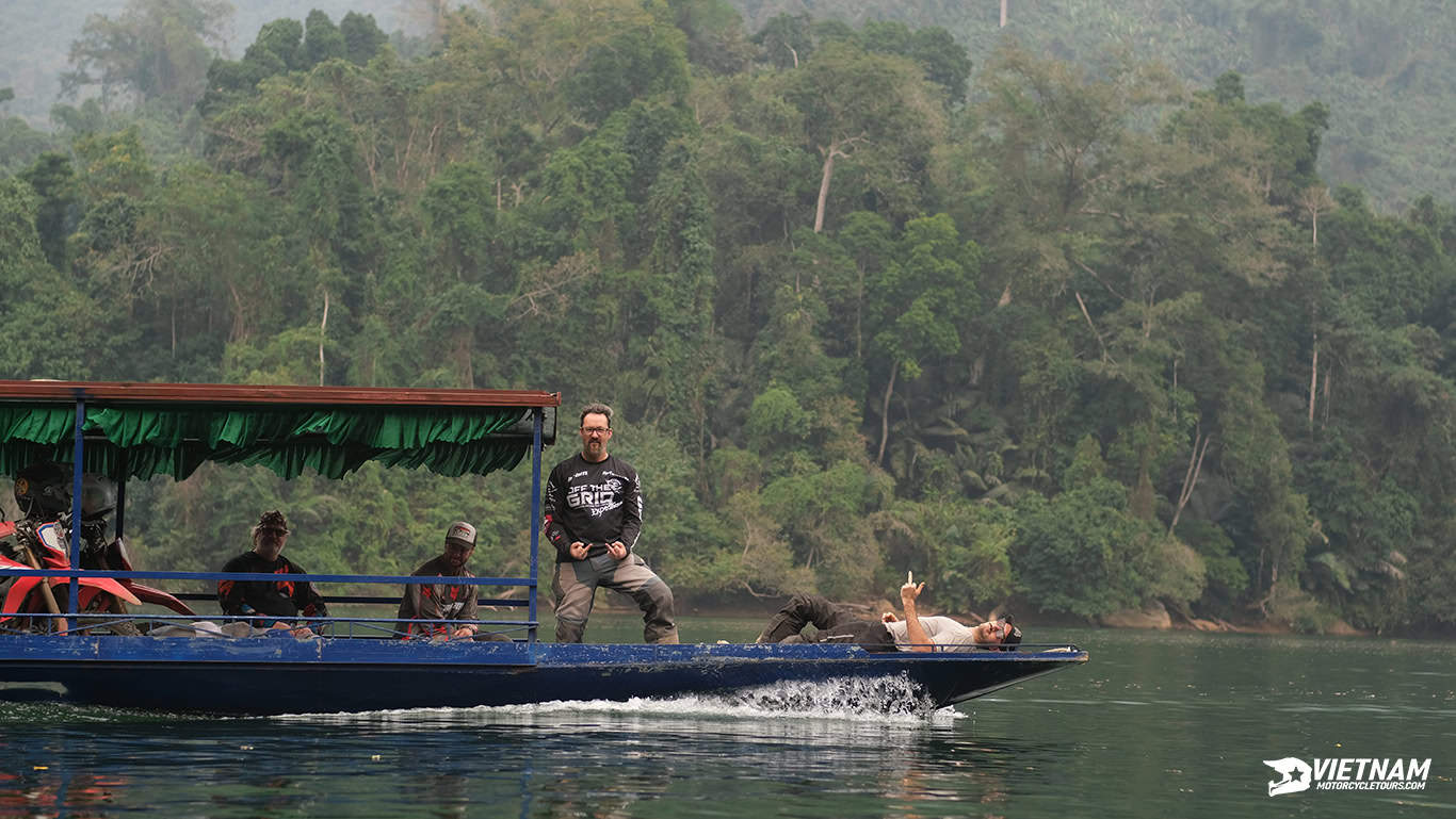Northeast Vietnam Motorcycle Tours 4 Days from Hanoi to Ba Be - Motorbike Tour VietnamBikers