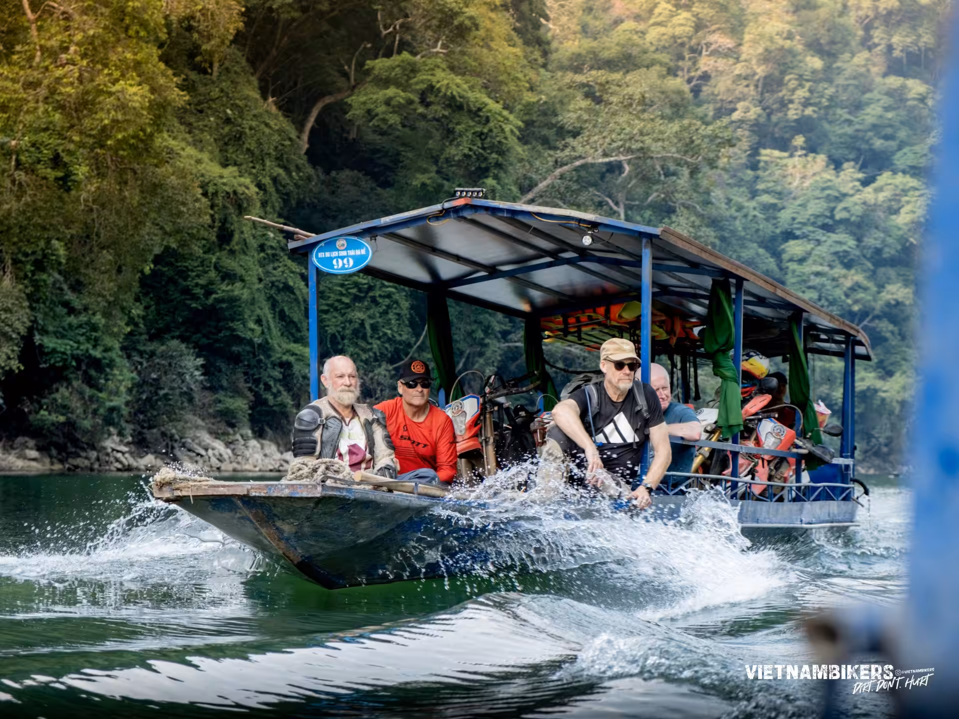 ha giang motorbike tour to ban gioc waterfall 8d 7n - Motorcycle Tour VietnamBikers