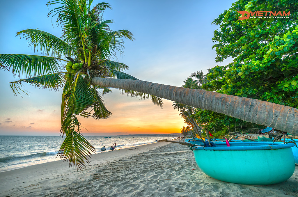 Day 9: Bao Loc - Mui Ne Beach