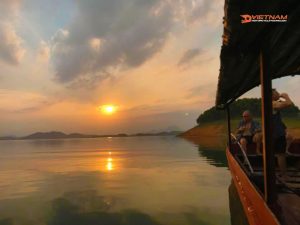 Northeast Vietnam Motorcycle Tour from Hanoi to Lang Son via Ha Giang - 8 days