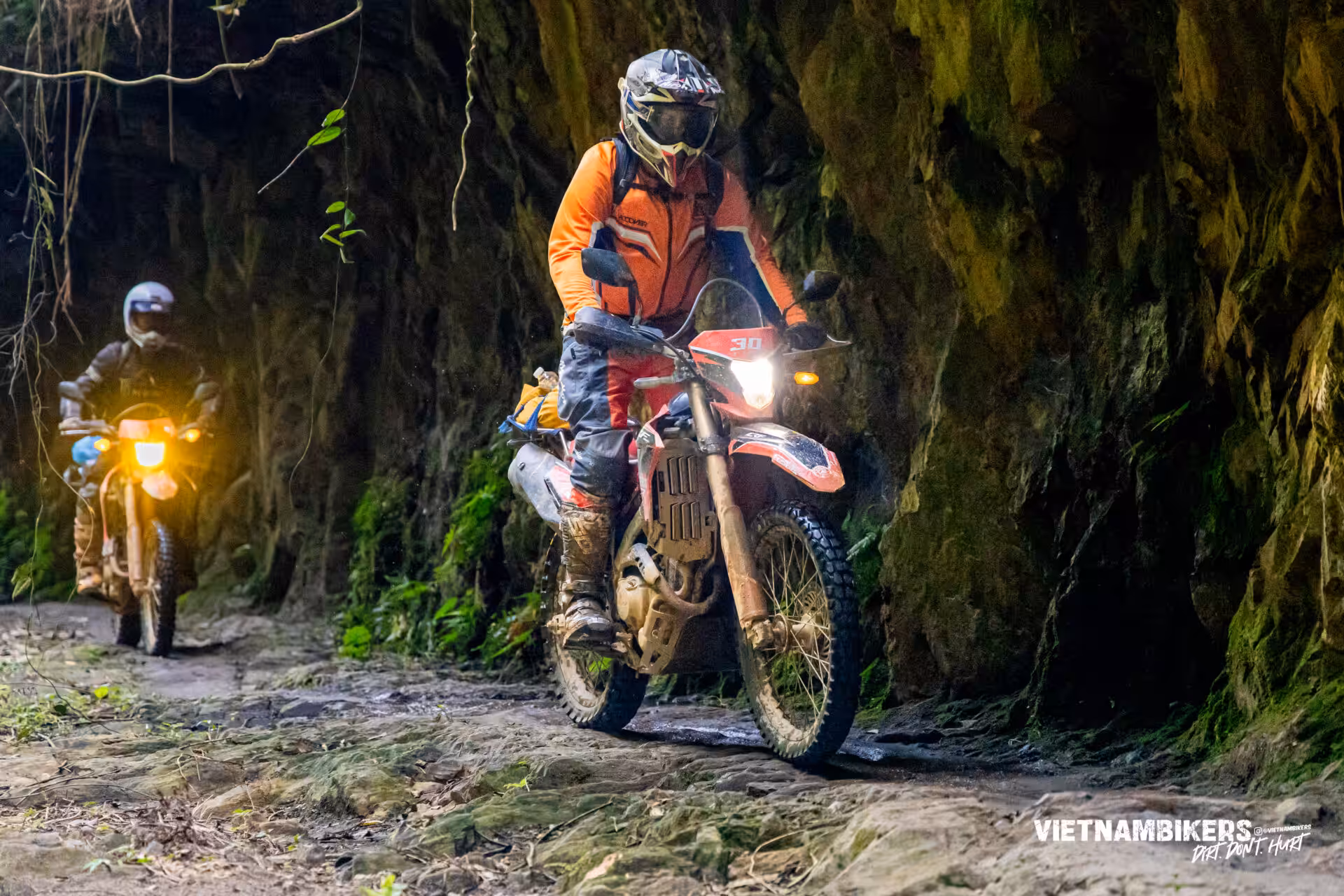 northeast vietnam motorbike tour 5 days from hanoi to ban gioc waterfall and ba be - Motorcycle Tour VietnamBikers