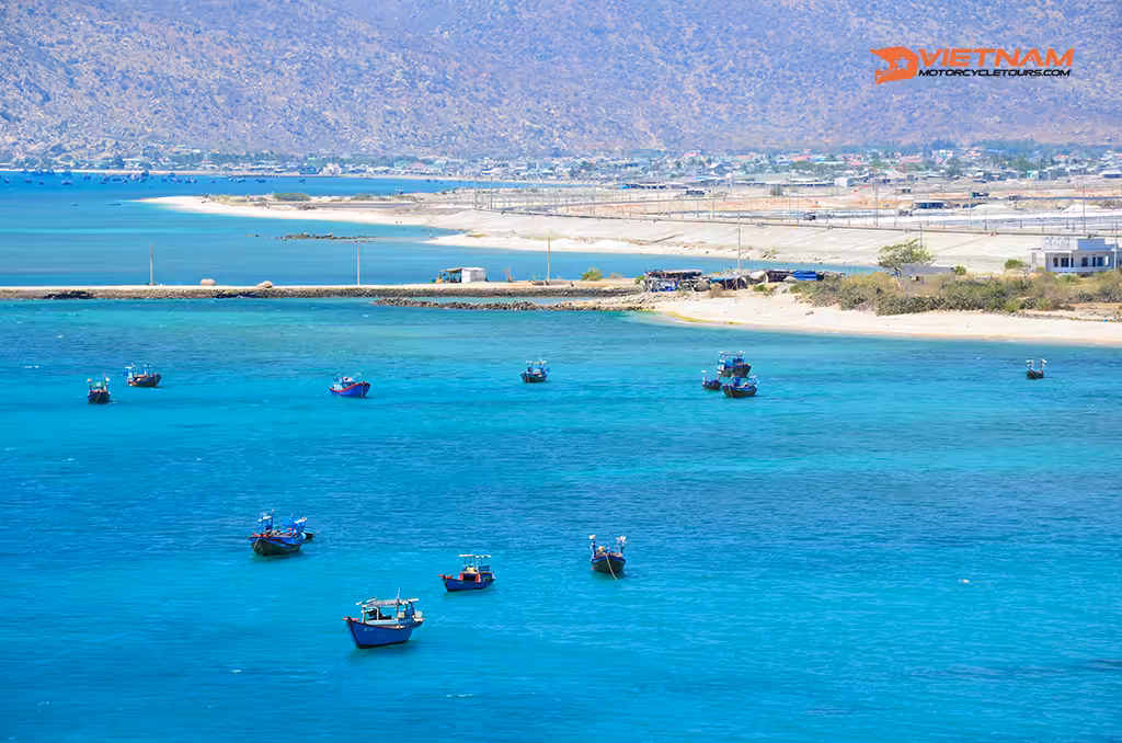 20+ Best Motorcycle Routes To Ride In Vietnam You Should Add To Your Bucket List 7 - Motorbike Tour VietnamBikers