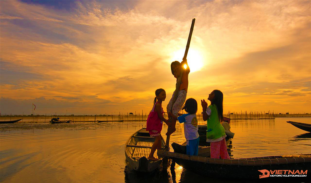 Tam Giang Lagoon, Hue
