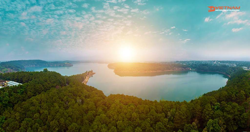 Pleiku Lake, Pleiku