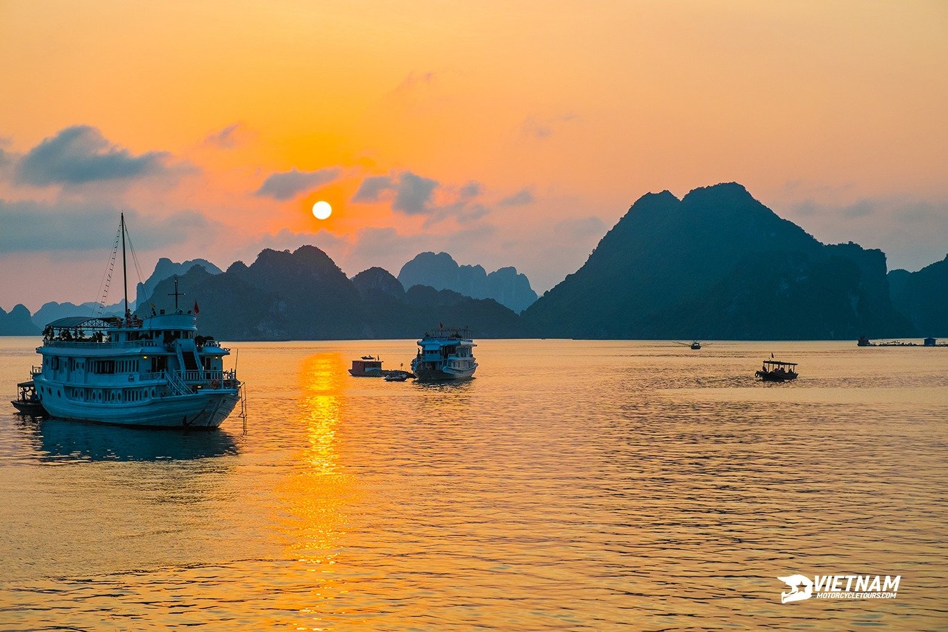 Northern Loop Vietnam Motorbike Tour - Motorbike Tour VietnamBikers