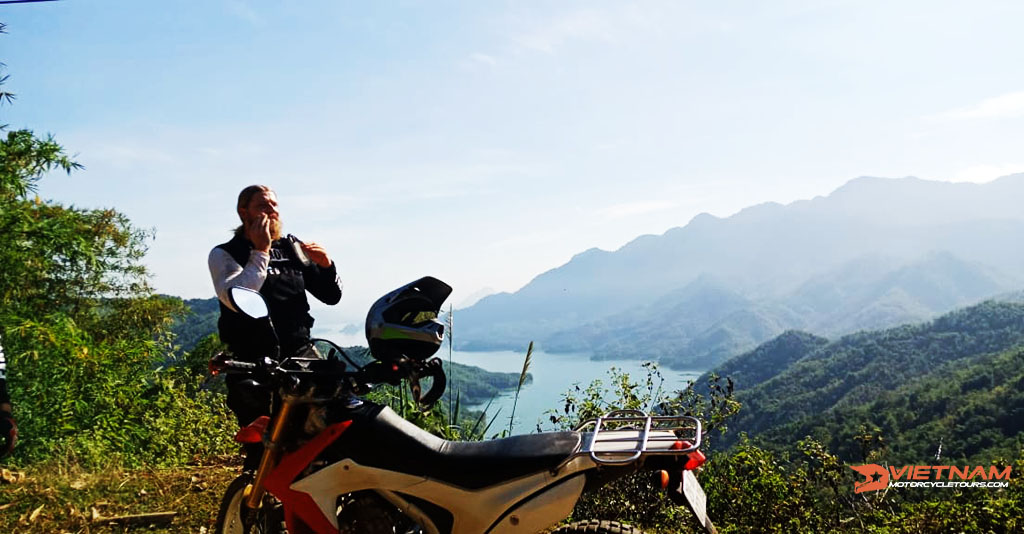 Motorbike Tour North Vietnam 2D 1N Northern Shore Sightseeing motorbike tour north vietnam 4