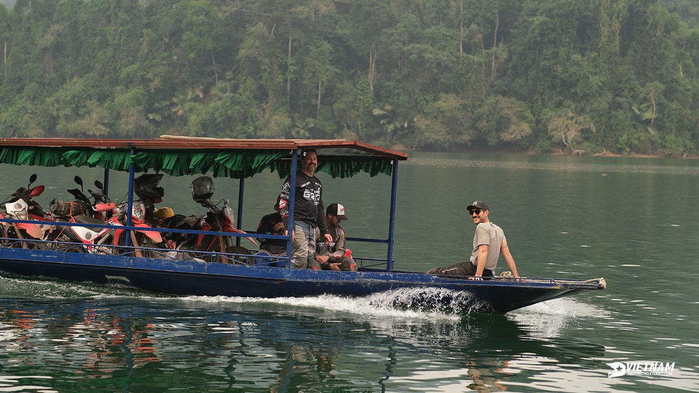 8 Day Motorcycle Tour North Vietnam - Motorbike Tour VietnamBikers