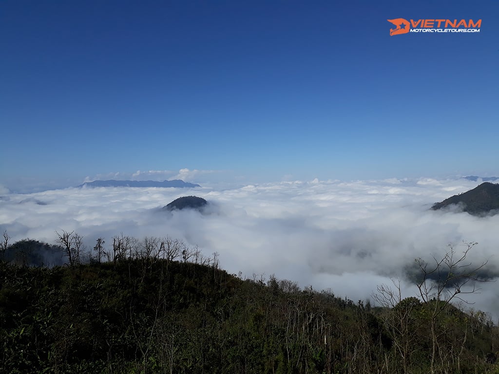 Motorbike Trip in Houaphanh Province