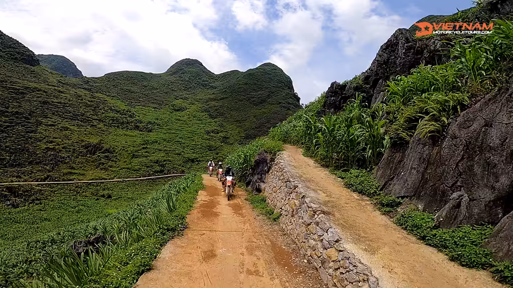 Ha Giang Loop