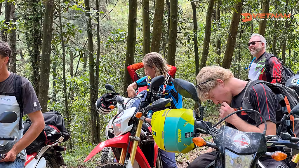 How To Get To Ba Be Lake By Motorbike - Motorbike Tour VietnamBikers