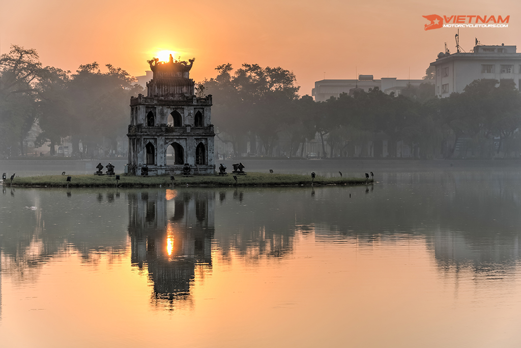 Hoan Kiem Lake