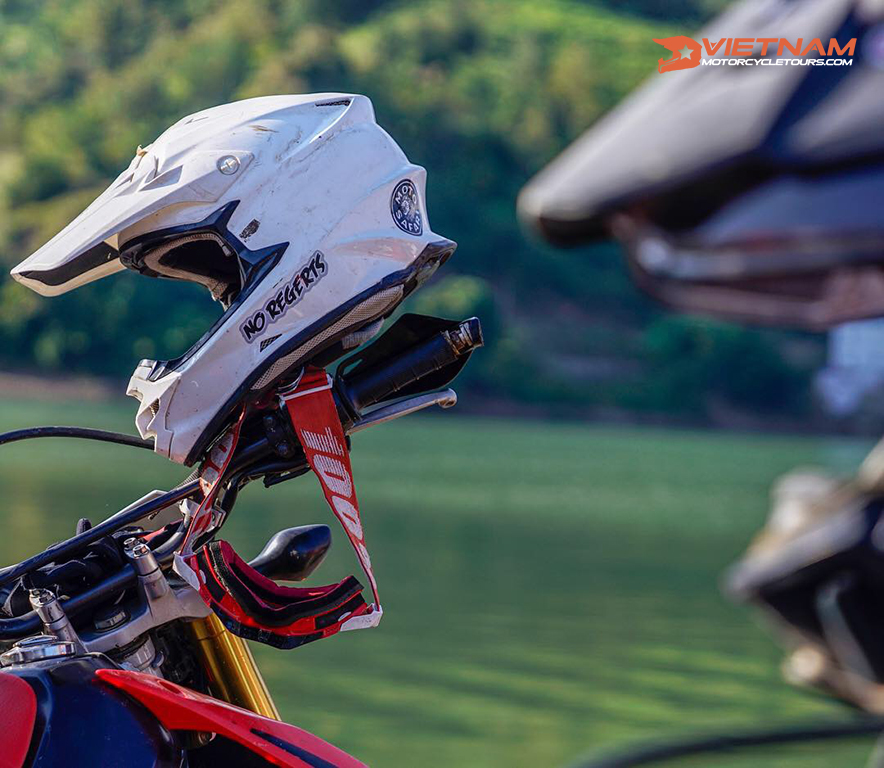 Vietnam Riding Gears - What Should You Prepare? - Motorcycle Tours in Vietnam Important Vietnam Riding Gears