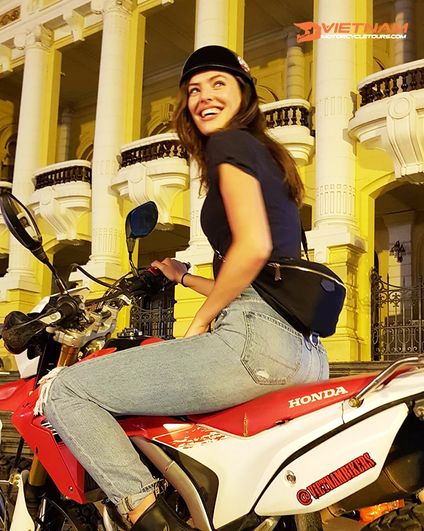 The Traffic In and Out of Saigon When Traveling Cu Chi Tunnel by Motorbike