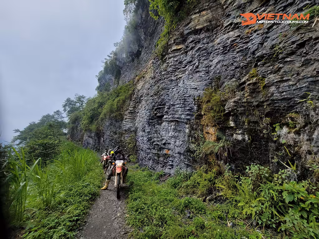 Quan Ba - Yen Minh Motorcycle Trip