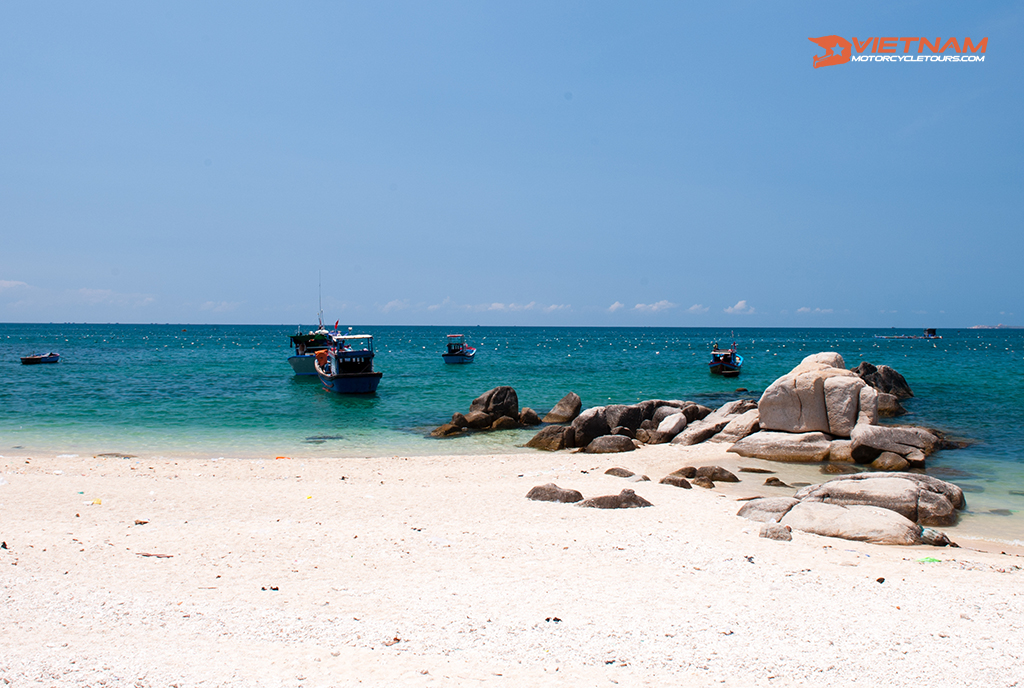 Nui Chua Coastal Road - A Worth Trying Trail