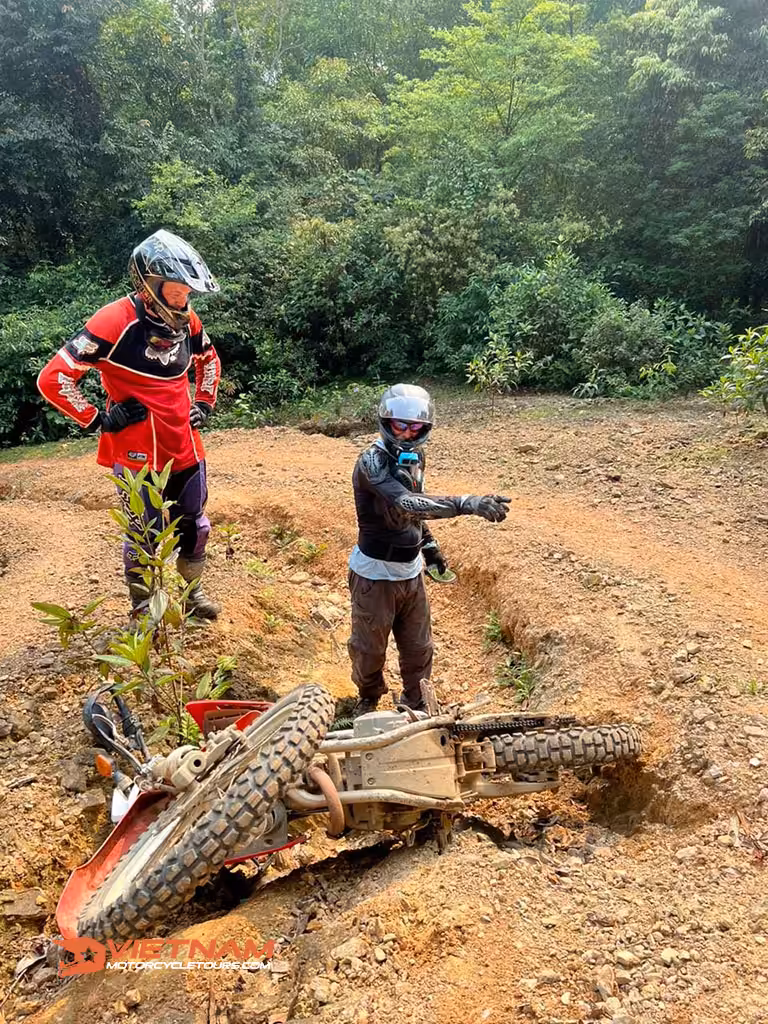 How To Claim For Insurance Benefits If You’ve Got A Motorbike Accident In Vietnam?
