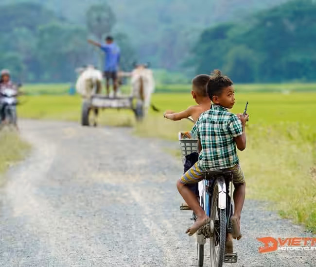 vietnam destinations - Motorcycle Tour VietnamBikers