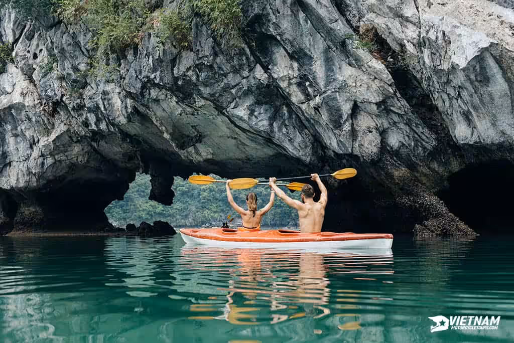Day 11: Halong Bay Cruise Tour