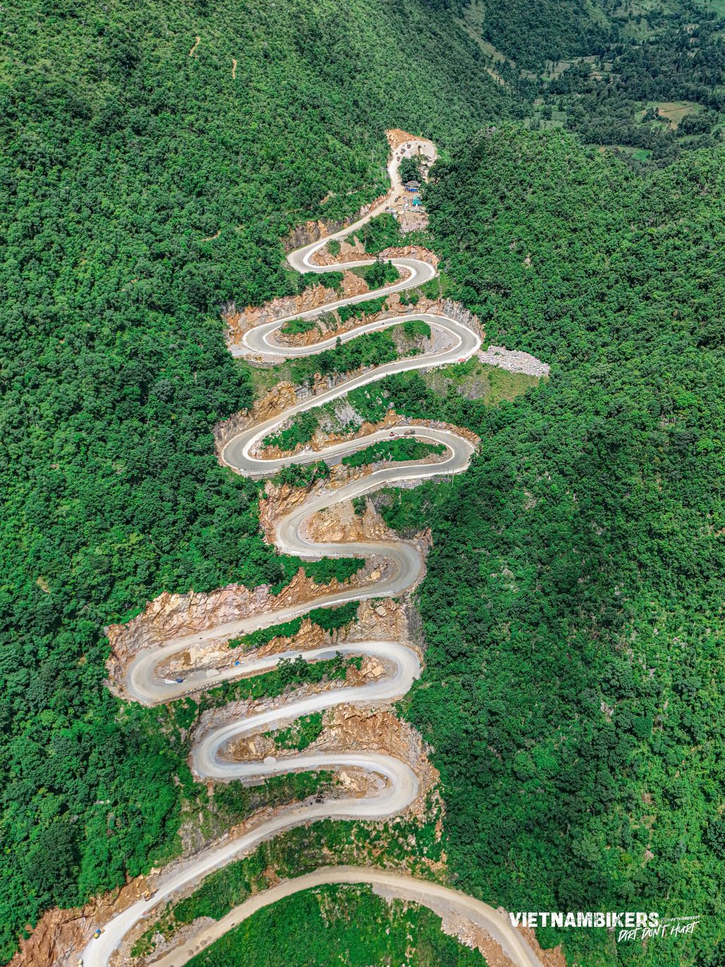 When Is the Best Time to Ride to Ban Gioc Waterfall? - Motorbike Tour VietnamBikers