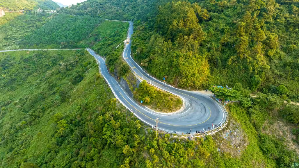 Top 7 Best Motorbike Tours of Vietnam in 2025 - Motorbike Tour VietnamBikers