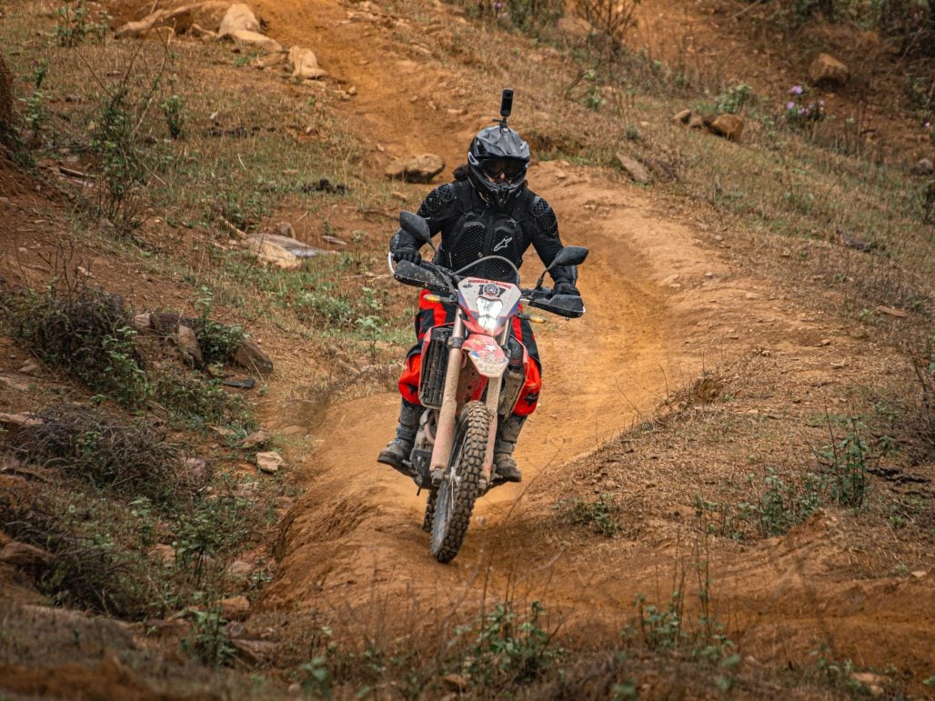 Top 7 Scenic Mountain Passes in Vietnam - Motorbike Tour VietnamBikers