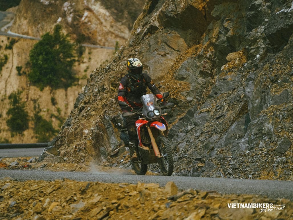 Top 7 Scenic Mountain Passes in Vietnam - Motorbike Tour VietnamBikers