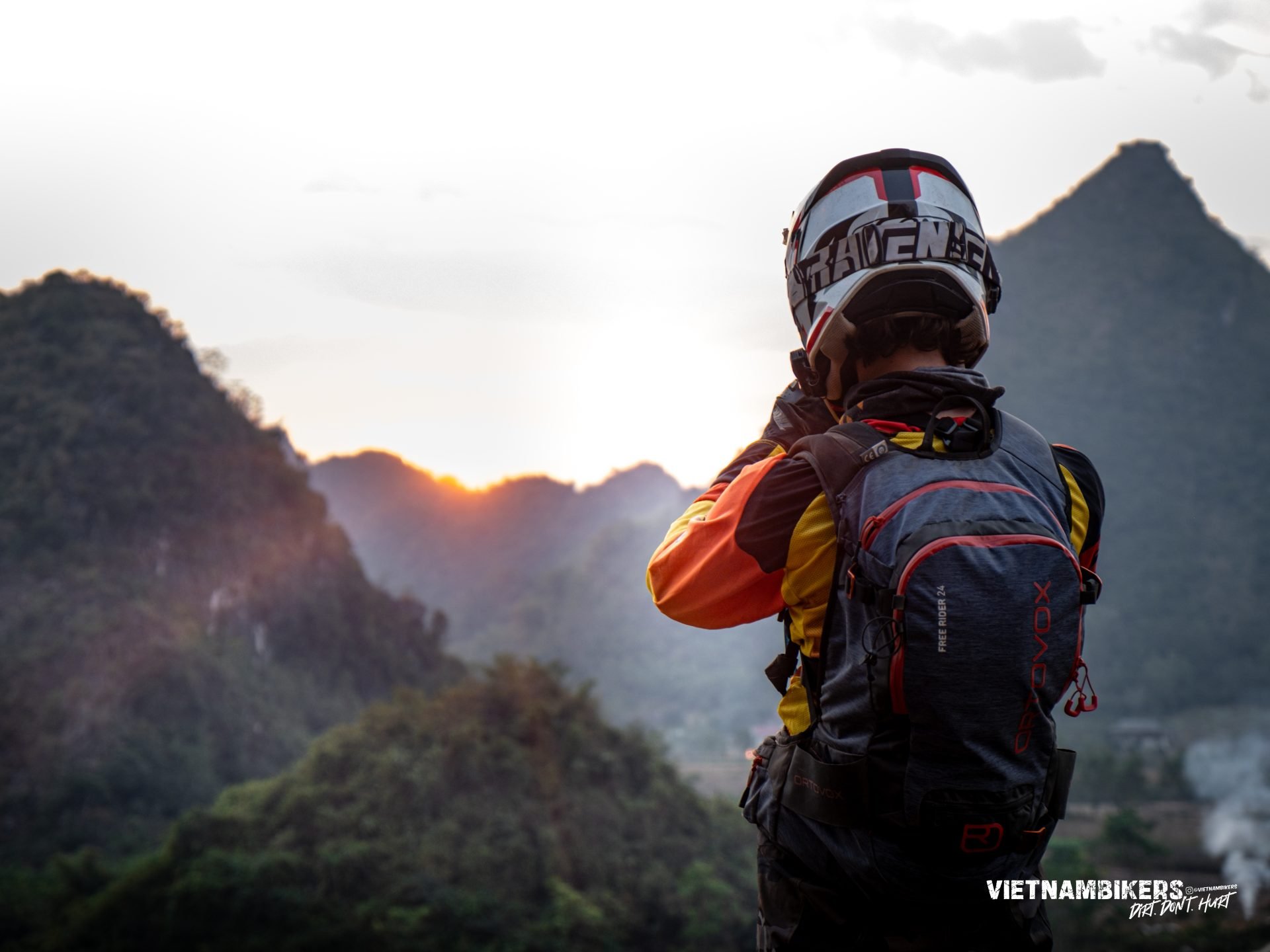 Top 7 Scenic Mountain Passes in Vietnam Every Biker Must Ride - Motorbike Tour VietnamBikers