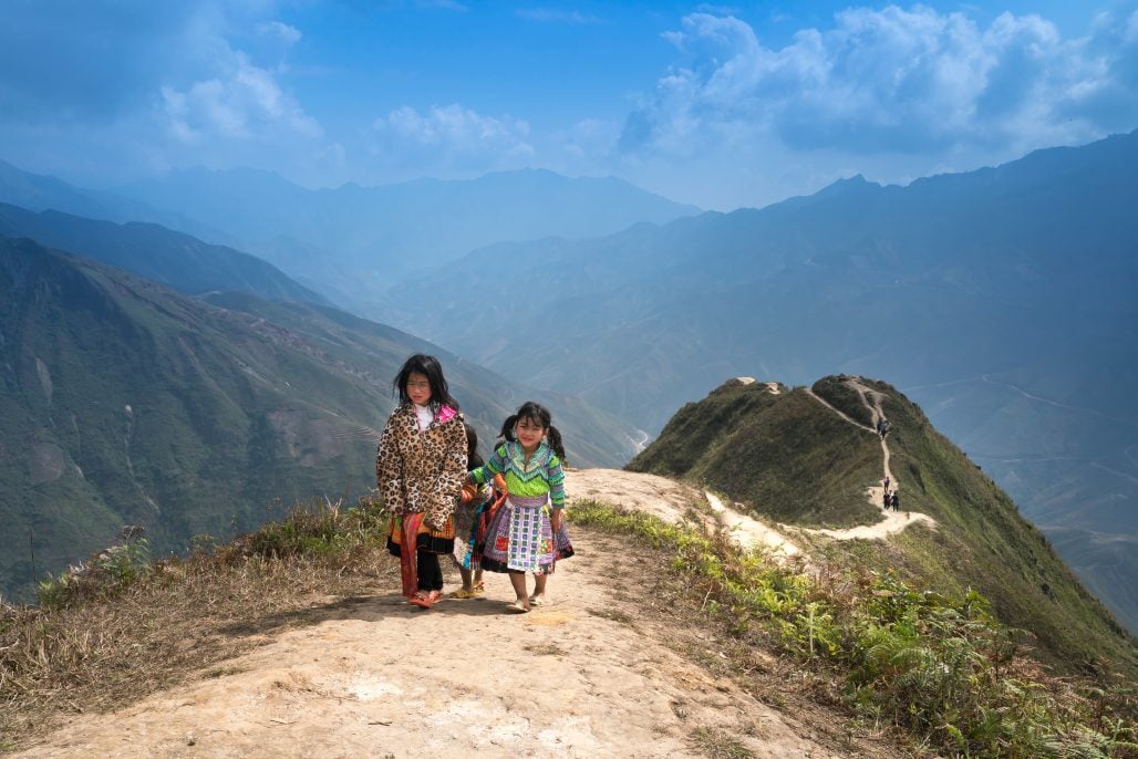 Ta Xua Dinosaur Spine (Son La)