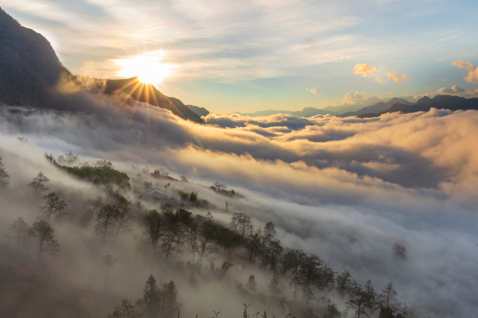 Vietnam Motorbike Tours 2026: Why Spring Is the Best Time to Ride in Vietnam - Motorbike Tour VietnamBikers