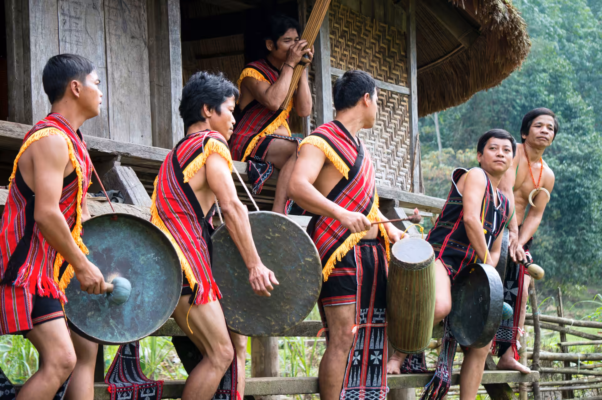 hoi an motorbike tours 2 days beyond the ancient town - Motorcycle Tour VietnamBikers