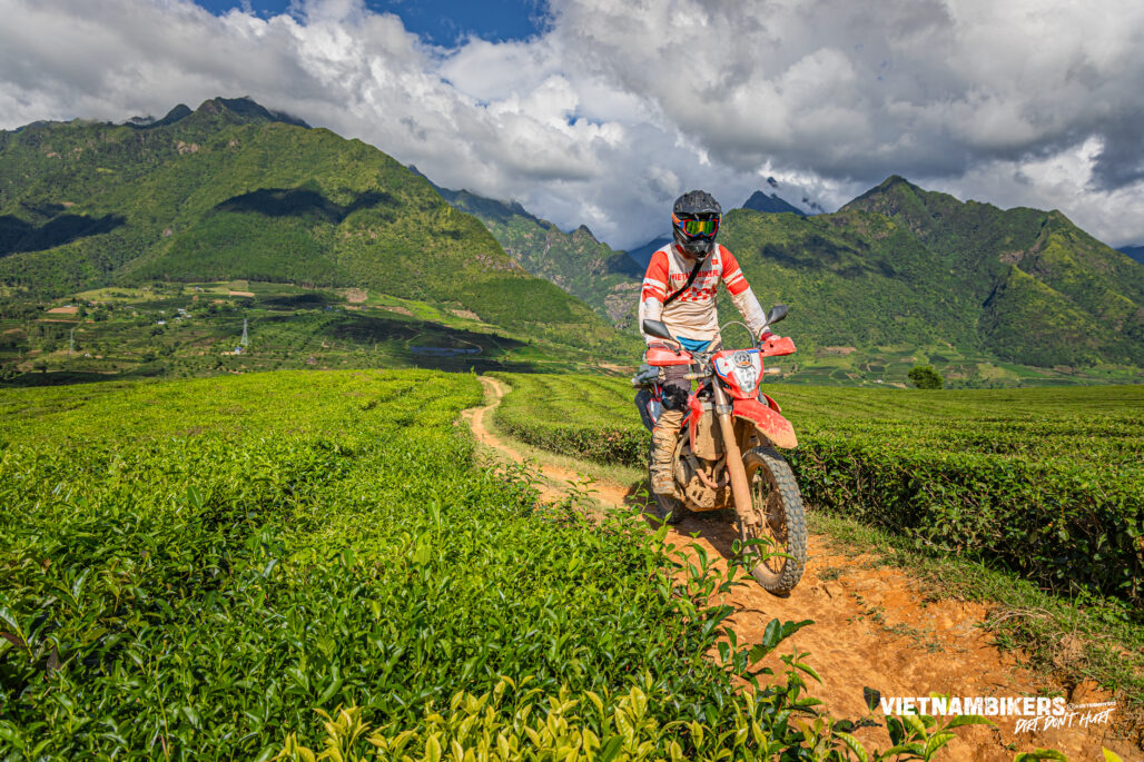 Off-road motorcycle tour in Vietnam