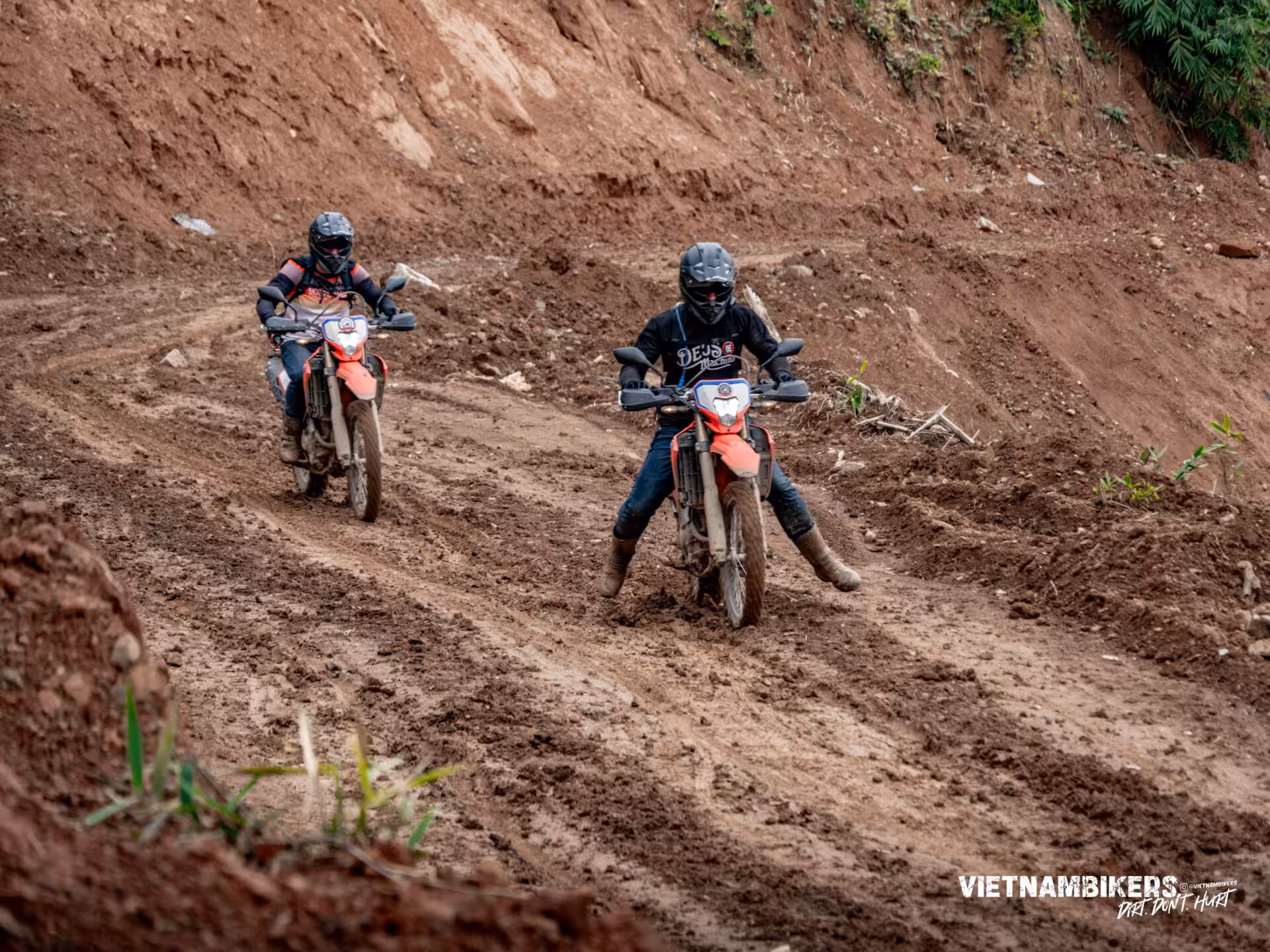 10 day central vietnam to hanoi motorcycle adventure - Motorcycle Tour VietnamBikers