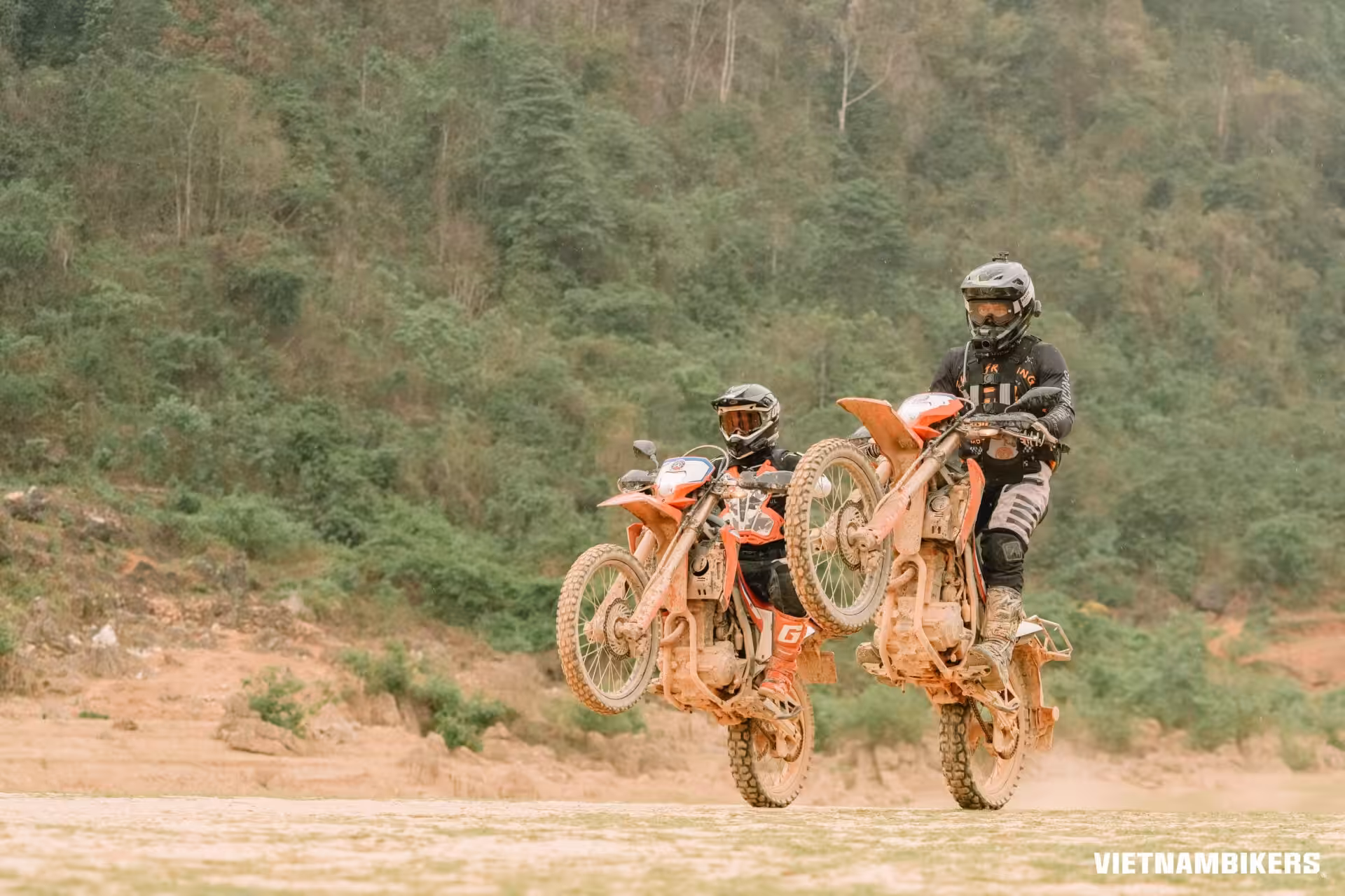 northern loop vietnam motorbike tour 17 days hanoi ha giang ban gioc 038 ha long - Motorcycle Tour VietnamBikers
